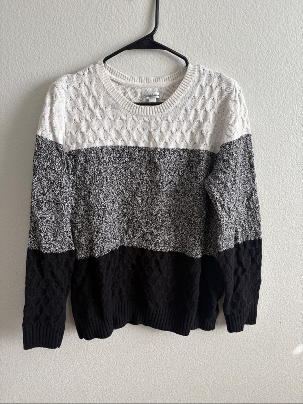 croft & barrow Men’s Colorblock Crewneck Sweater in White, Gray & Black